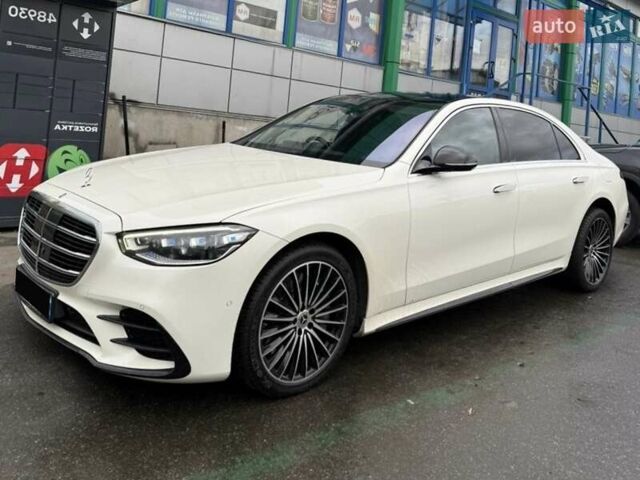 Мерседес С Клас 2021 у Києві на Automoto.ua Білий Мерседес С Клас, об'ємом двигуна 3 л та пробігом 93 тис. км за 97500 $, фото 5 на Automoto.ua