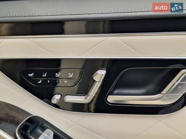 Білий Мерседес С Клас, об'ємом двигуна 3 л та пробігом 36 тис. км за 107000 $, фото 24 на Automoto.ua