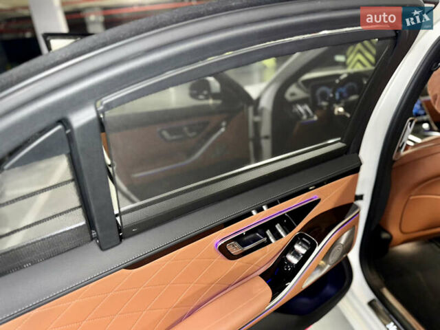 Мерседес С Клас 2021 у Києві на Automoto.ua Білий Мерседес С Клас, об'ємом двигуна 3.98 л та пробігом 29 тис. км за 91000 $, фото 29 на Automoto.ua