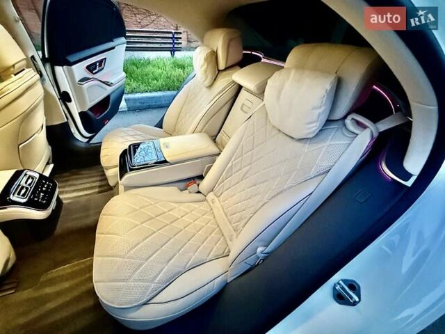 Білий Мерседес С Клас, об'ємом двигуна 3 л та пробігом 36 тис. км за 127000 $, фото 55 на Automoto.ua