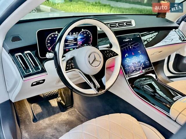 Білий Мерседес С Клас, об'ємом двигуна 3 л та пробігом 36 тис. км за 127000 $, фото 123 на Automoto.ua