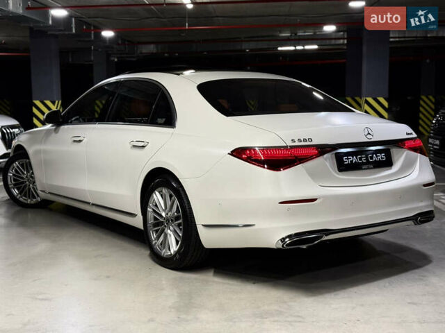 Мерседес С Клас 2021 у Києві на Automoto.ua Білий Мерседес С Клас, об'ємом двигуна 3.98 л та пробігом 29 тис. км за 91000 $, фото 10 на Automoto.ua