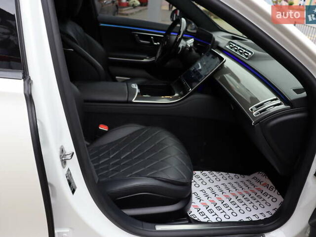 Мерседес С Клас 2021 у Львові на Automoto.ua Білий Мерседес С Клас, об'ємом двигуна 3 л та пробігом 54 тис. км за 118900 $, фото 55 на Automoto.ua