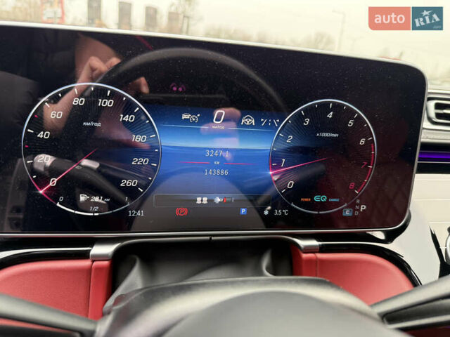 Белый Мерседес С Класс, объемом двигателя 4 л и пробегом 140 тыс. км за 100000 $, фото 39 на Automoto.ua