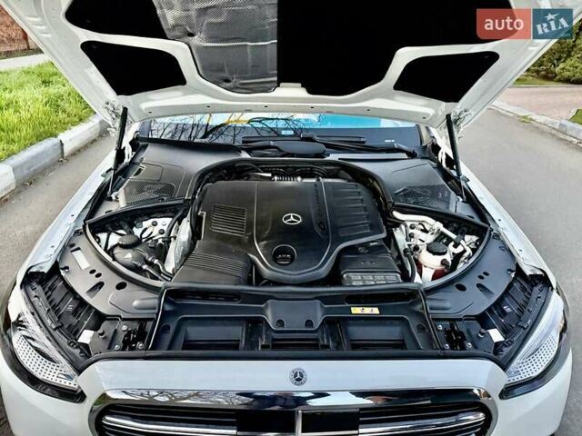 Білий Мерседес С Клас, об'ємом двигуна 3 л та пробігом 36 тис. км за 127000 $, фото 80 на Automoto.ua