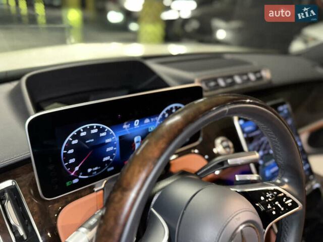 Білий Мерседес С Клас, об'ємом двигуна 3.98 л та пробігом 29 тис. км за 95500 $, фото 23 на Automoto.ua