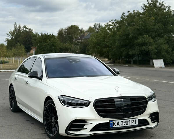 Белый Мерседес С Класс, объемом двигателя 3 л и пробегом 77 тыс. км за 113000 $, фото 2 на Automoto.ua