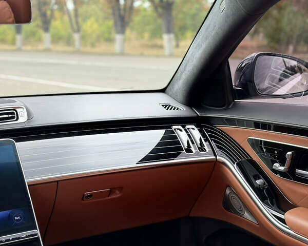 Белый Мерседес С Класс, объемом двигателя 3 л и пробегом 77 тыс. км за 113000 $, фото 25 на Automoto.ua