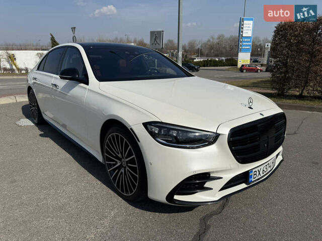 Белый Мерседес С Класс, объемом двигателя 4 л и пробегом 52 тыс. км за 100000 $, фото 4 на Automoto.ua