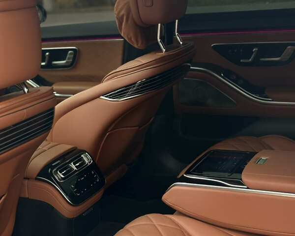 Белый Мерседес С Класс, объемом двигателя 3 л и пробегом 77 тыс. км за 113000 $, фото 16 на Automoto.ua