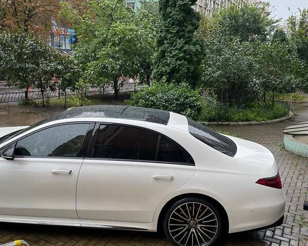 Белый Мерседес С Класс, объемом двигателя 2.93 л и пробегом 42 тыс. км за 150000 $, фото 7 на Automoto.ua