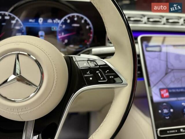 Білий Мерседес С Клас, об'ємом двигуна 3 л та пробігом 2 тис. км за 157700 $, фото 37 на Automoto.ua