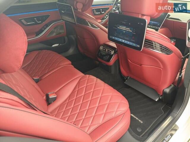 Білий Мерседес С Клас, об'ємом двигуна 2.93 л та пробігом 48 тис. км за 155000 $, фото 27 на Automoto.ua