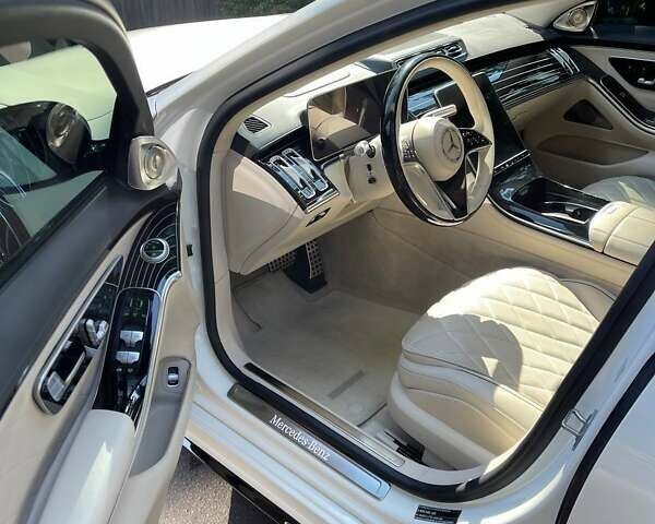 Белый Мерседес С Класс, объемом двигателя 2.93 л и пробегом 42 тыс. км за 150000 $, фото 12 на Automoto.ua