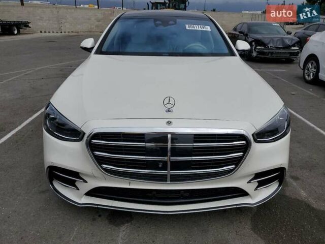Білий Мерседес С Клас, об'ємом двигуна 4 л та пробігом 26 тис. км за 52300 $, фото 4 на Automoto.ua