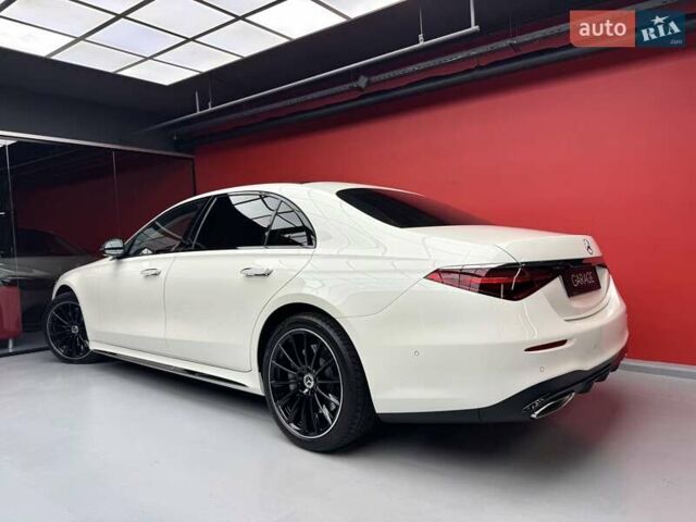 Білий Мерседес С Клас, об'ємом двигуна 3 л та пробігом 2 тис. км за 157700 $, фото 22 на Automoto.ua