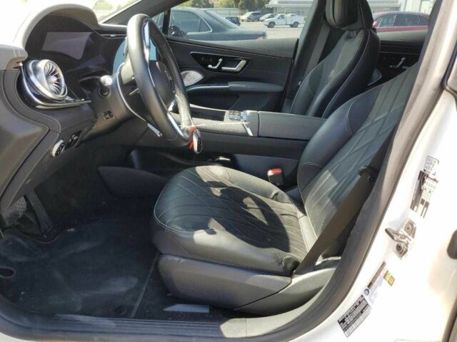 Белый Мерседес С Класс, объемом двигателя 0 л и пробегом 8 тыс. км за 23500 $, фото 6 на Automoto.ua