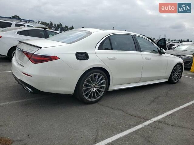 Білий Мерседес С Клас, об'ємом двигуна 4 л та пробігом 26 тис. км за 52300 $, фото 2 на Automoto.ua