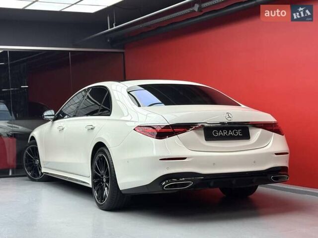 Білий Мерседес С Клас, об'ємом двигуна 3 л та пробігом 2 тис. км за 157700 $, фото 24 на Automoto.ua