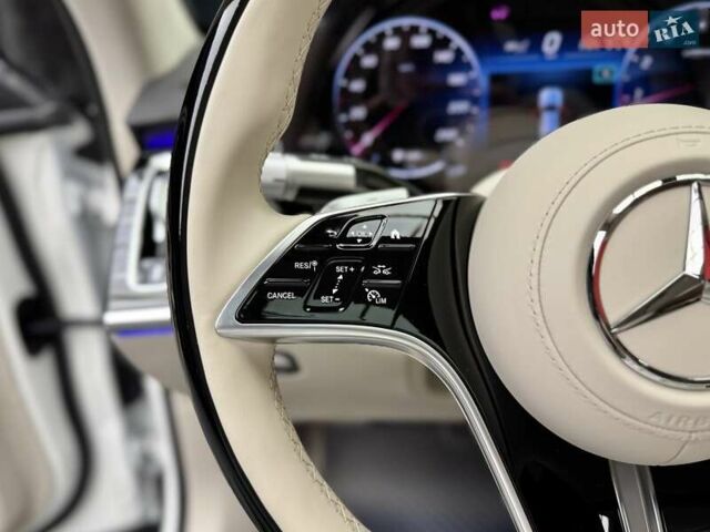 Білий Мерседес С Клас, об'ємом двигуна 3 л та пробігом 2 тис. км за 157700 $, фото 36 на Automoto.ua