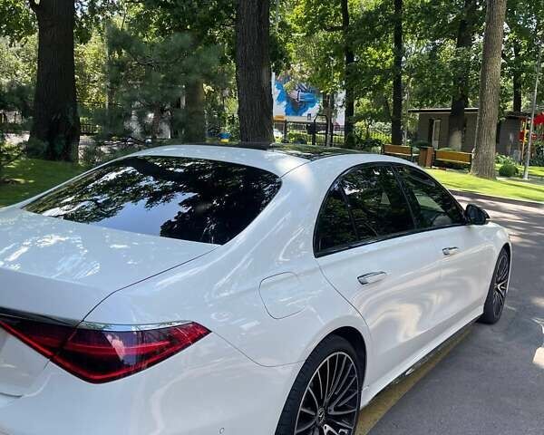 Белый Мерседес С Класс, объемом двигателя 2.93 л и пробегом 42 тыс. км за 150000 $, фото 8 на Automoto.ua