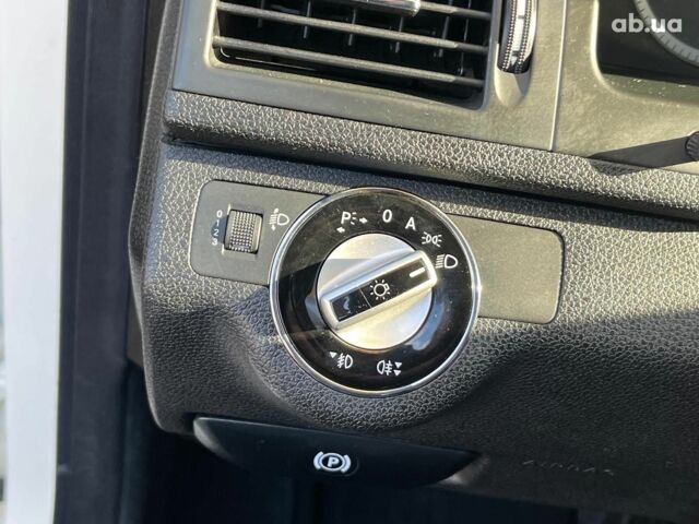 Мерседес С Класс 2010 в Киеве на Automoto.ua Белый Мерседес С Класс, объемом двигателя 2.1 л и пробегом 412 тыс. км за 8990 $, фото 19 на Automoto.ua