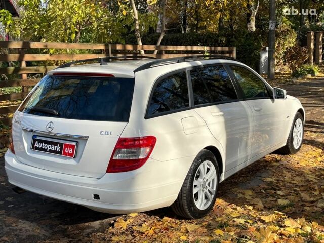 Мерседес С Класс 2010 в Киеве на Automoto.ua Белый Мерседес С Класс, объемом двигателя 2.1 л и пробегом 412 тыс. км за 8990 $, фото 9 на Automoto.ua
