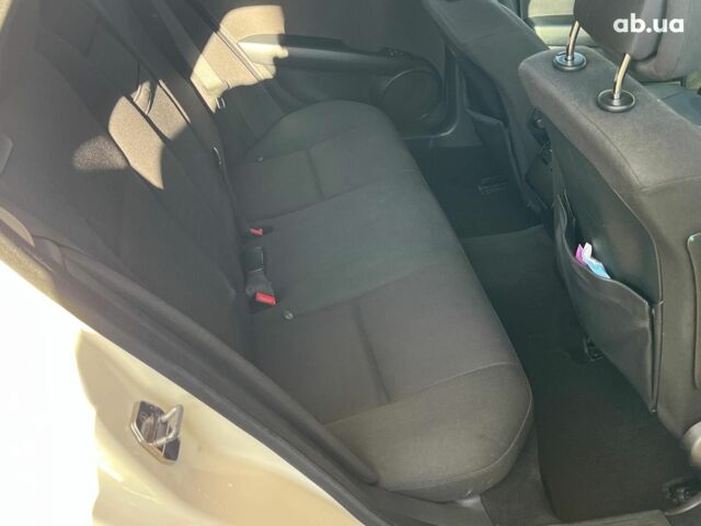 Мерседес С Класс 2010 в Киеве на Automoto.ua Белый Мерседес С Класс, объемом двигателя 2.1 л и пробегом 412 тыс. км за 8990 $, фото 27 на Automoto.ua