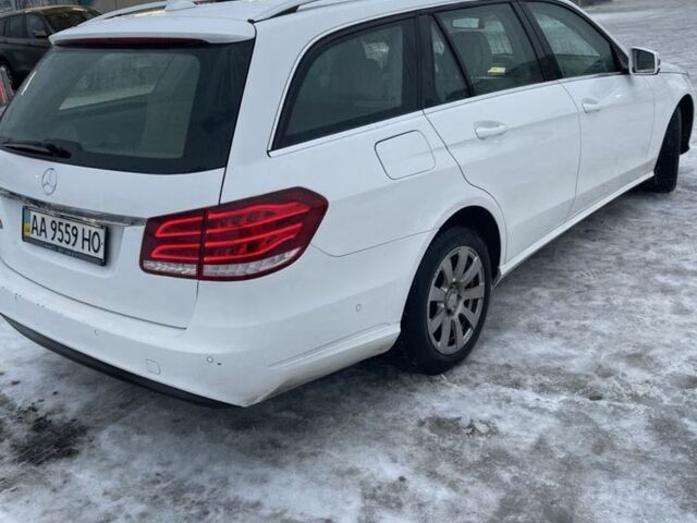 Белый Мерседес С Класс, объемом двигателя 2.1 л и пробегом 218 тыс. км за 12999 $, фото 2 на Automoto.ua