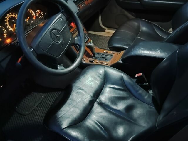 Мерседес С Класс 1996 в Золотоноше на Automoto.ua Бежевый Мерседес С Класс, объемом двигателя 3.2 л и пробегом 381 тыс. км за 4200 $, фото 3 на Automoto.ua