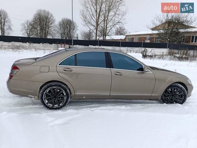 Бежевый Мерседес С Класс, объемом двигателя 4.66 л и пробегом 390 тыс. км за 9999 $, фото 23 на Automoto.ua
