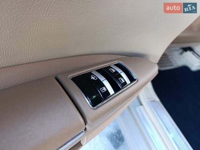 Бежевый Мерседес С Класс, объемом двигателя 4.7 л и пробегом 389 тыс. км за 12500 $, фото 57 на Automoto.ua