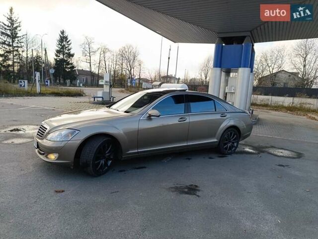 Бежевый Мерседес С Класс, объемом двигателя 4.7 л и пробегом 389 тыс. км за 12500 $, фото 43 на Automoto.ua