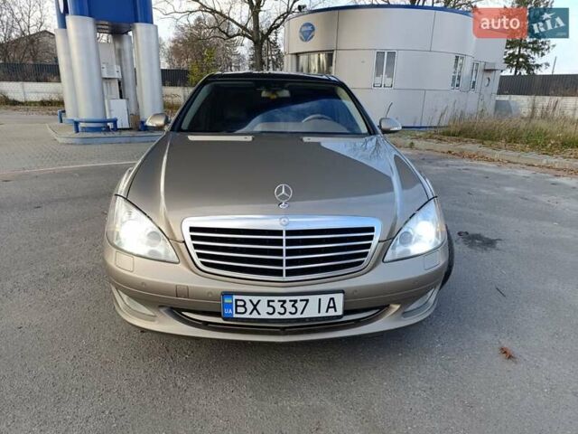 Бежевый Мерседес С Класс, объемом двигателя 4.7 л и пробегом 389 тыс. км за 12500 $, фото 24 на Automoto.ua
