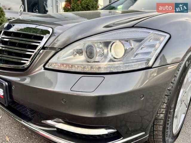 Бежевый Мерседес С Класс, объемом двигателя 6 л и пробегом 120 тыс. км за 44999 $, фото 14 на Automoto.ua