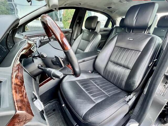 Бежевый Мерседес С Класс, объемом двигателя 6 л и пробегом 120 тыс. км за 44999 $, фото 22 на Automoto.ua