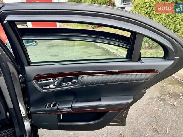 Бежевый Мерседес С Класс, объемом двигателя 6 л и пробегом 120 тыс. км за 44999 $, фото 41 на Automoto.ua