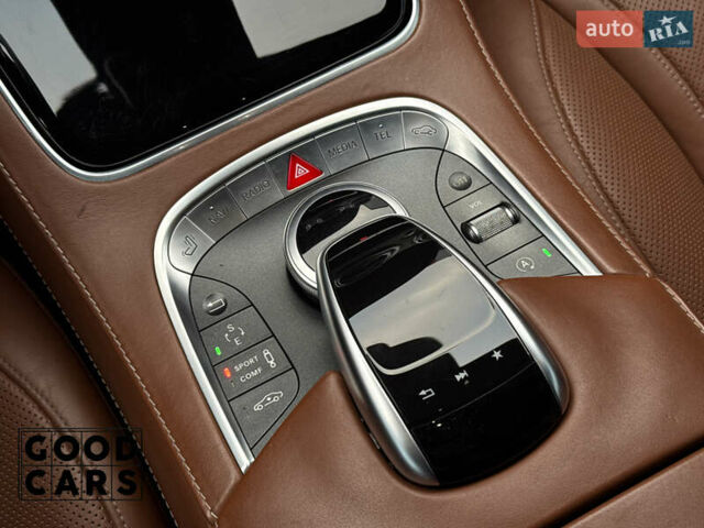 Черный Мерседес С Класс, объемом двигателя 4.66 л и пробегом 56 тыс. км за 69000 $, фото 50 на Automoto.ua