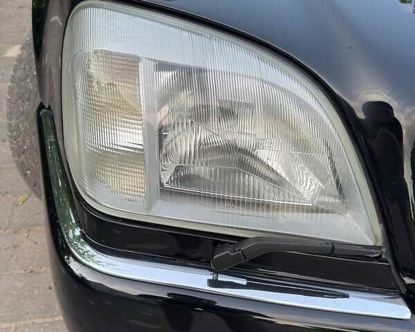 Черный Мерседес С Класс, объемом двигателя 4.2 л и пробегом 349 тыс. км за 19500 $, фото 21 на Automoto.ua