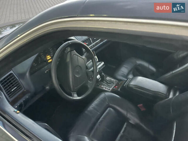 Черный Мерседес С Класс, объемом двигателя 4.2 л и пробегом 484 тыс. км за 9000 $, фото 12 на Automoto.ua