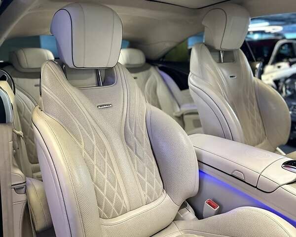 Черный Мерседес С Класс, объемом двигателя 5.46 л и пробегом 93 тыс. км за 63333 $, фото 4 на Automoto.ua