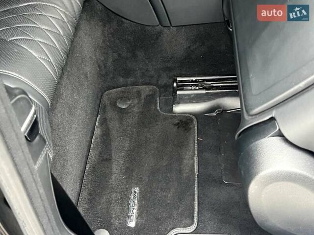 Черный Мерседес С Класс, объемом двигателя 4.66 л и пробегом 109 тыс. км за 46000 $, фото 108 на Automoto.ua