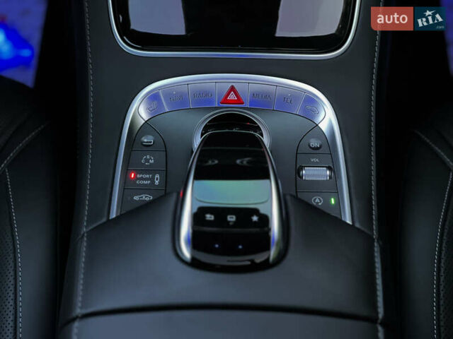 Черный Мерседес С Класс, объемом двигателя 5.46 л и пробегом 36 тыс. км за 85000 $, фото 39 на Automoto.ua