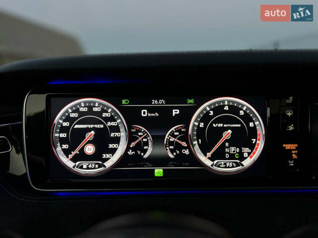 Черный Мерседес С Класс, объемом двигателя 5.46 л и пробегом 36 тыс. км за 85000 $, фото 50 на Automoto.ua