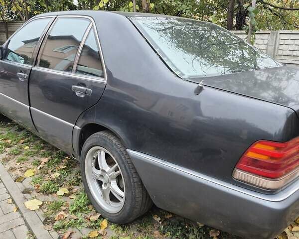 Чорний Мерседес С Клас, об'ємом двигуна 6 л та пробігом 170 тис. км за 2500 $, фото 3 на Automoto.ua