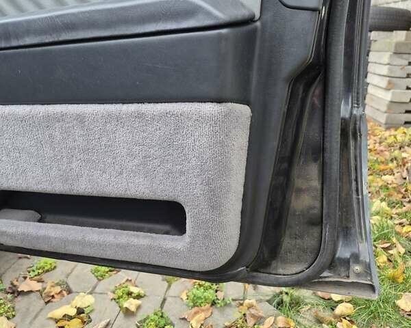 Чорний Мерседес С Клас, об'ємом двигуна 6 л та пробігом 170 тис. км за 2500 $, фото 6 на Automoto.ua