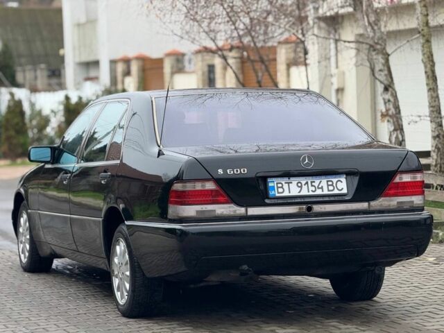 Черный Мерседес С Класс, объемом двигателя 6 л и пробегом 390 тыс. км за 4000 $, фото 6 на Automoto.ua