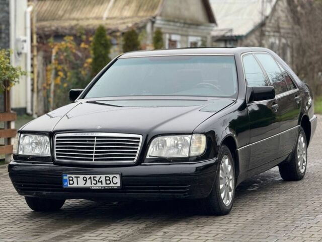Черный Мерседес С Класс, объемом двигателя 6 л и пробегом 390 тыс. км за 4000 $, фото 1 на Automoto.ua