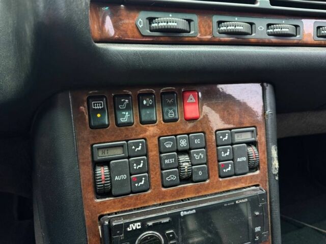 Черный Мерседес С Класс, объемом двигателя 6 л и пробегом 390 тыс. км за 4000 $, фото 12 на Automoto.ua