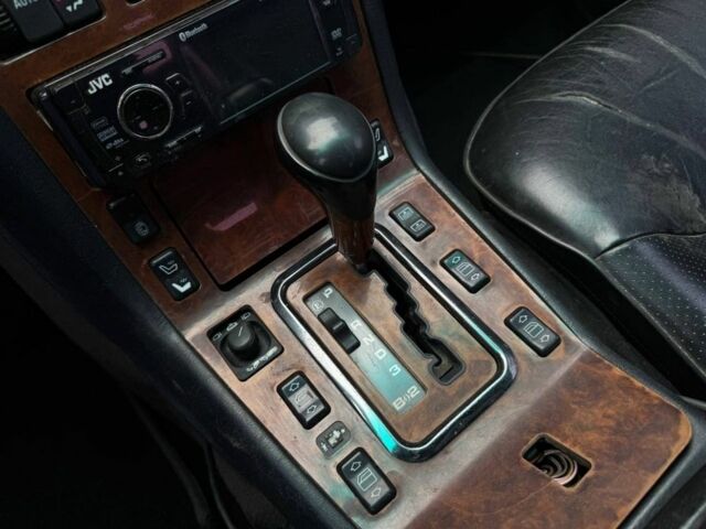 Черный Мерседес С Класс, объемом двигателя 6 л и пробегом 390 тыс. км за 4000 $, фото 14 на Automoto.ua